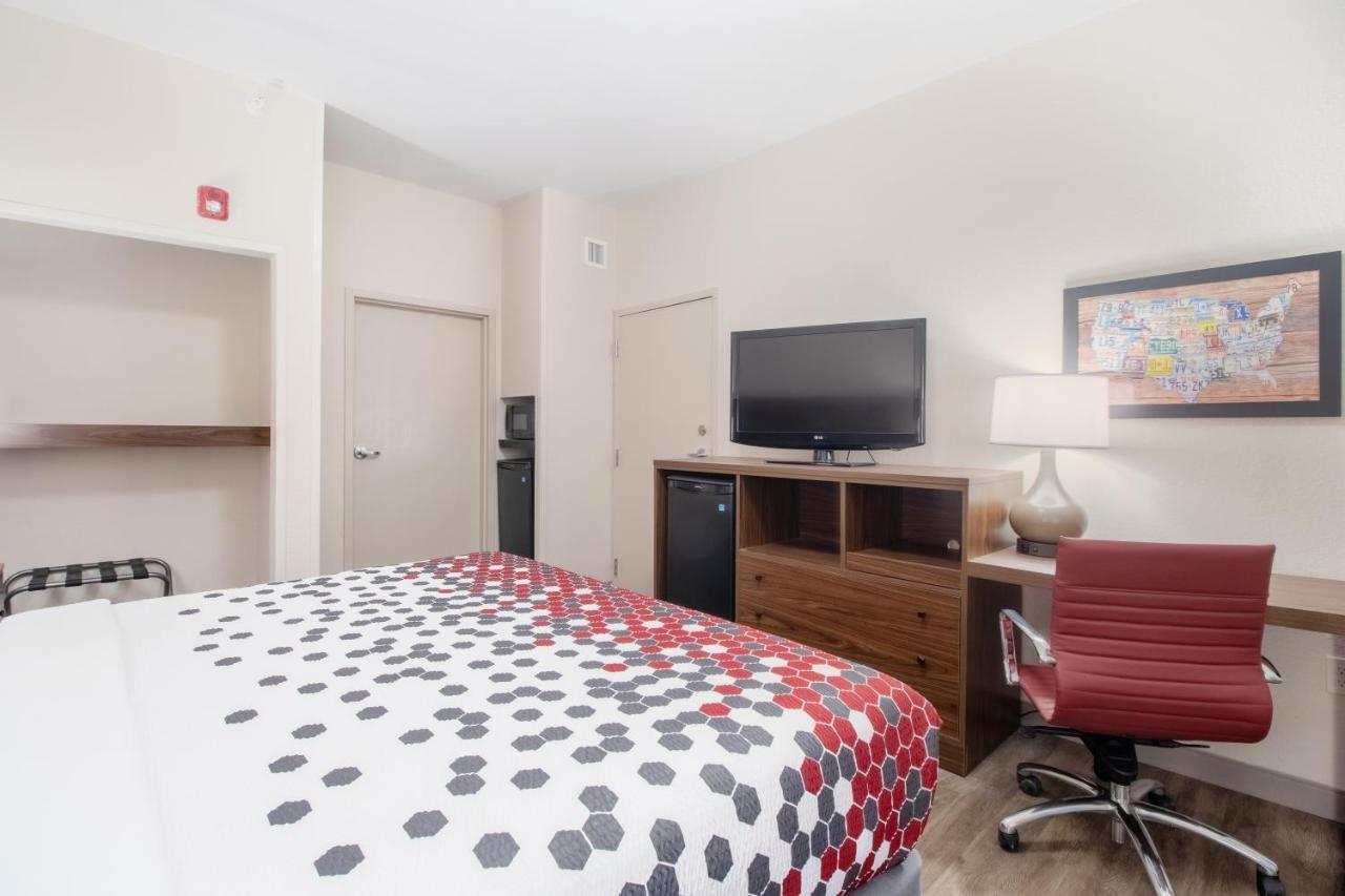 King Room with Tub - Disability Access/Non Smoking