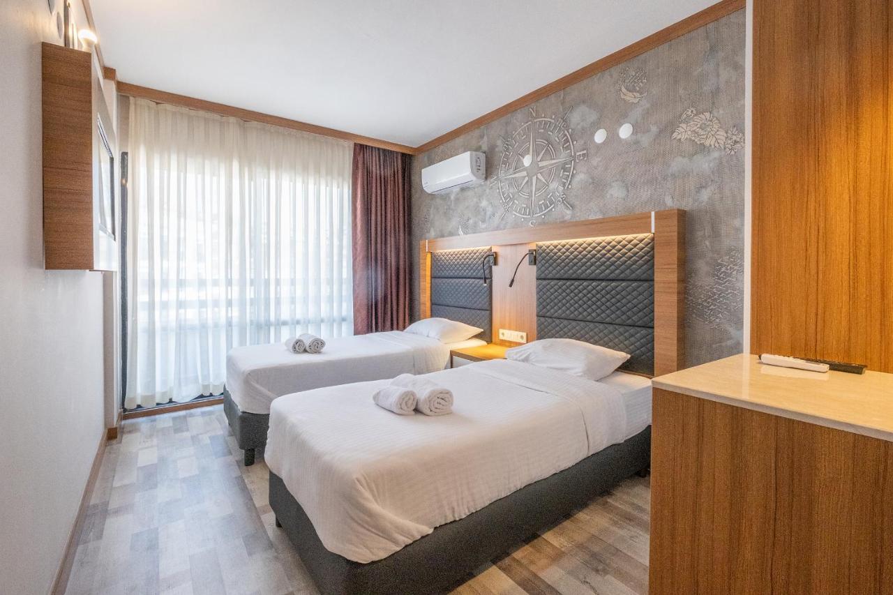 Standard Twin Balcony Room with Land View