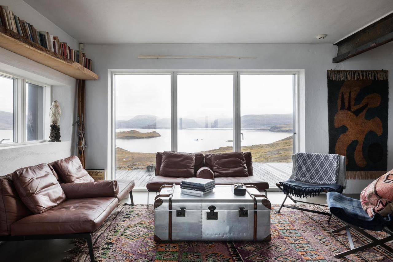 Three-Bedroom Villa The Hilltop House