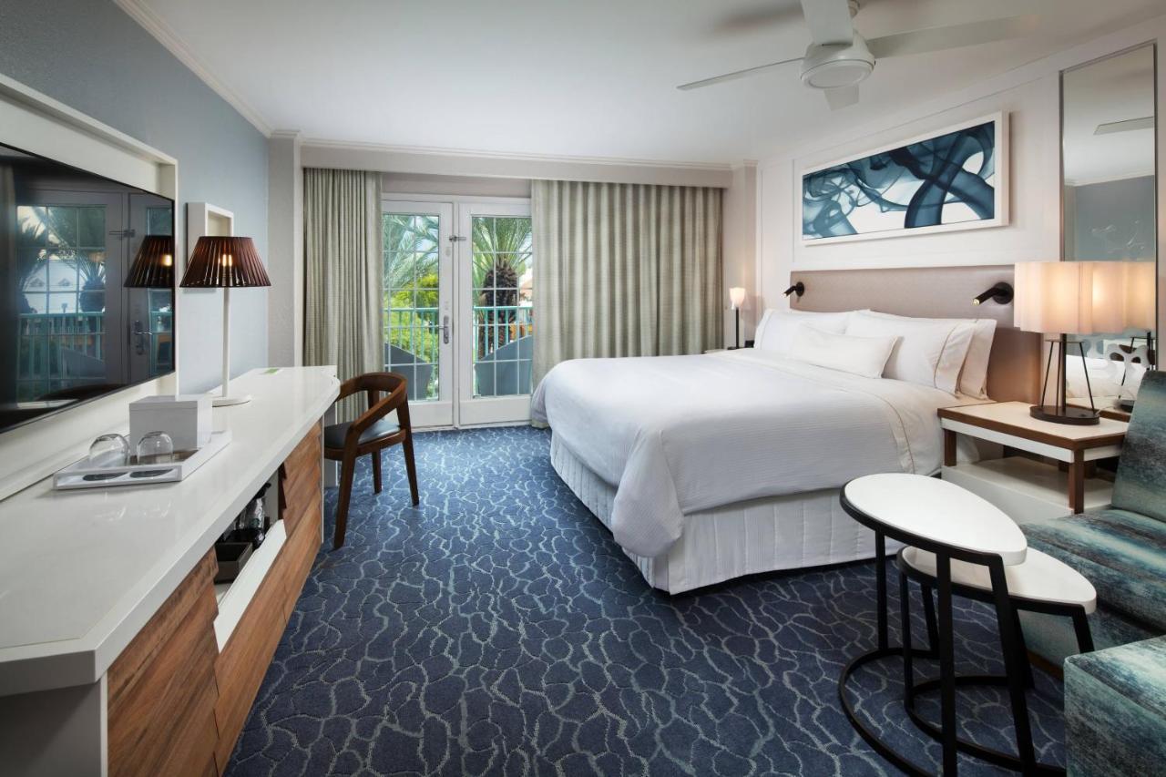 Island Guest room 1 King