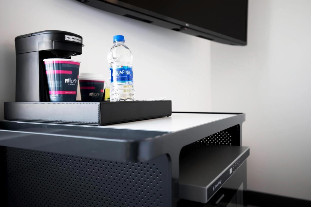 Aloft, Guest room, 1 King