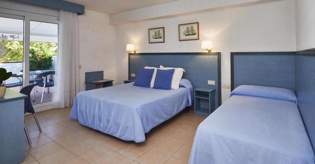 Dreibettzimmer