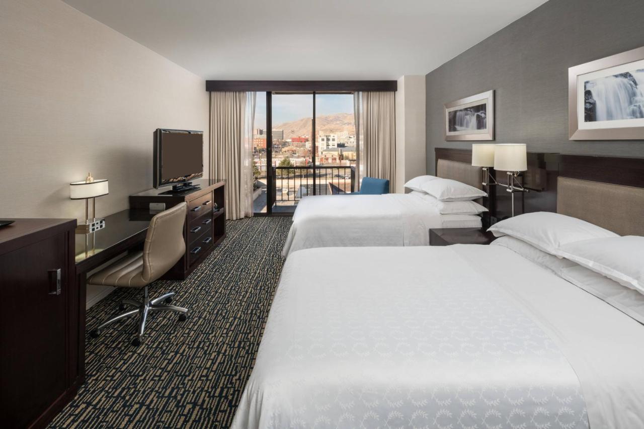 Club level Guest room 2 Double Balcony,1398024386:JPEG