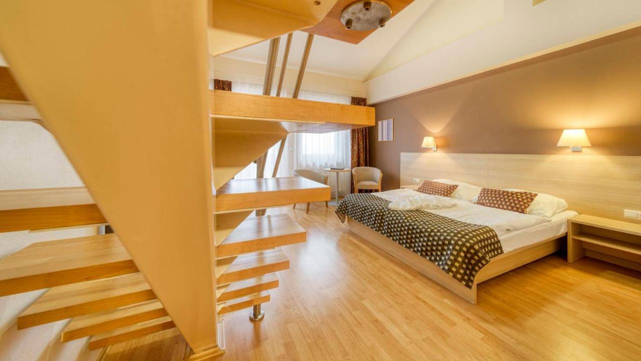 Duplex Suite