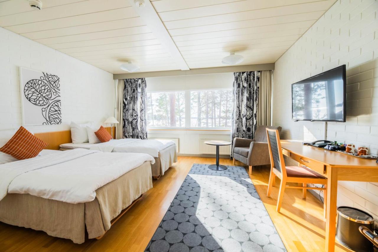 Standard Twin Room with Sea View