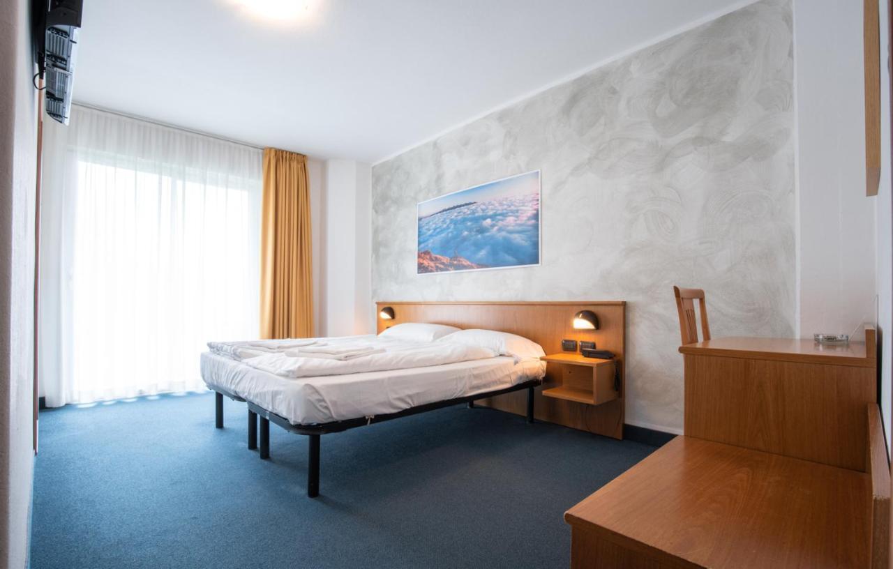 Doppelzimmer mit Seeblick