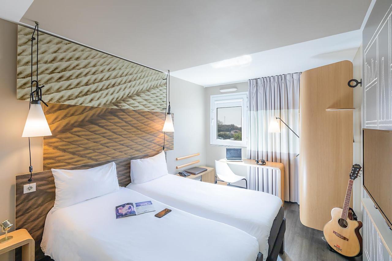 Standard Twin Room,1772904586:JPEG