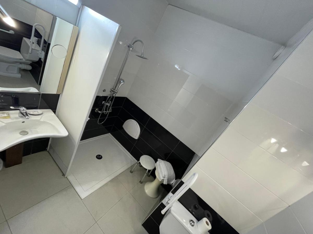 Habitación Doble adaptada para personas con discapacidad - 2 camas