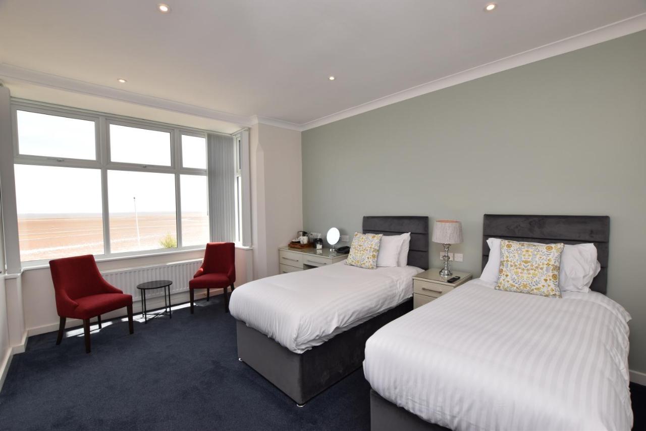 Superior Twin Room with Sea View
