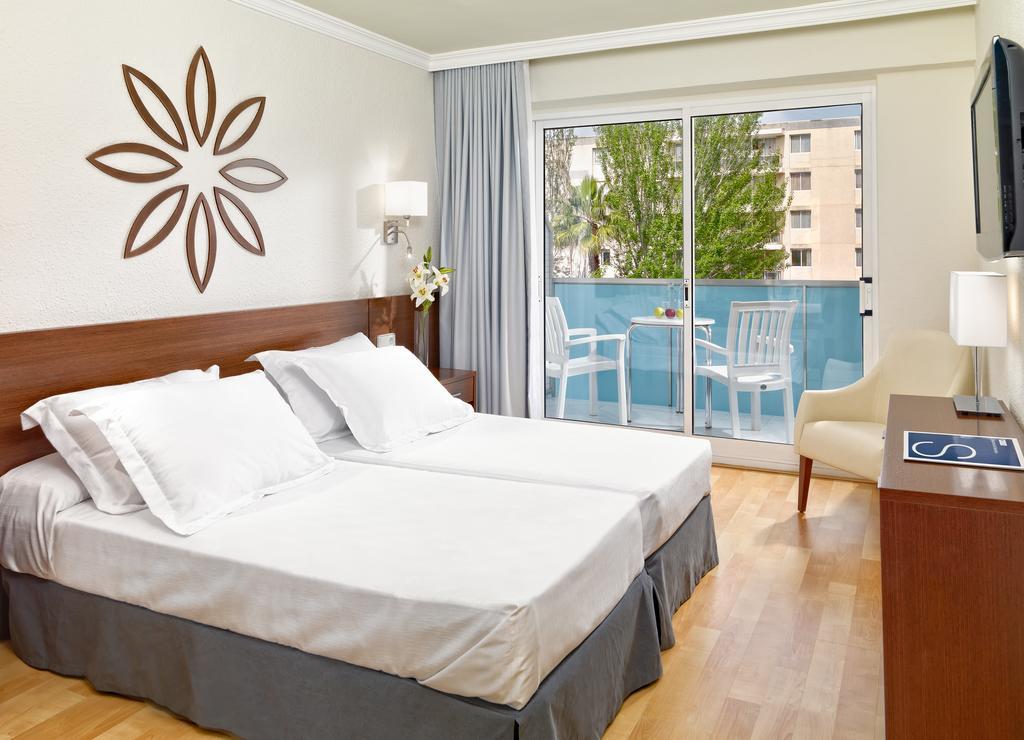 Tweepersoonskamer met Extra Bed (3 Volwassenen)