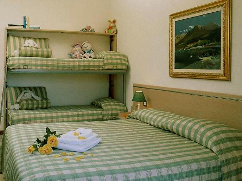 Dreibettzimmer