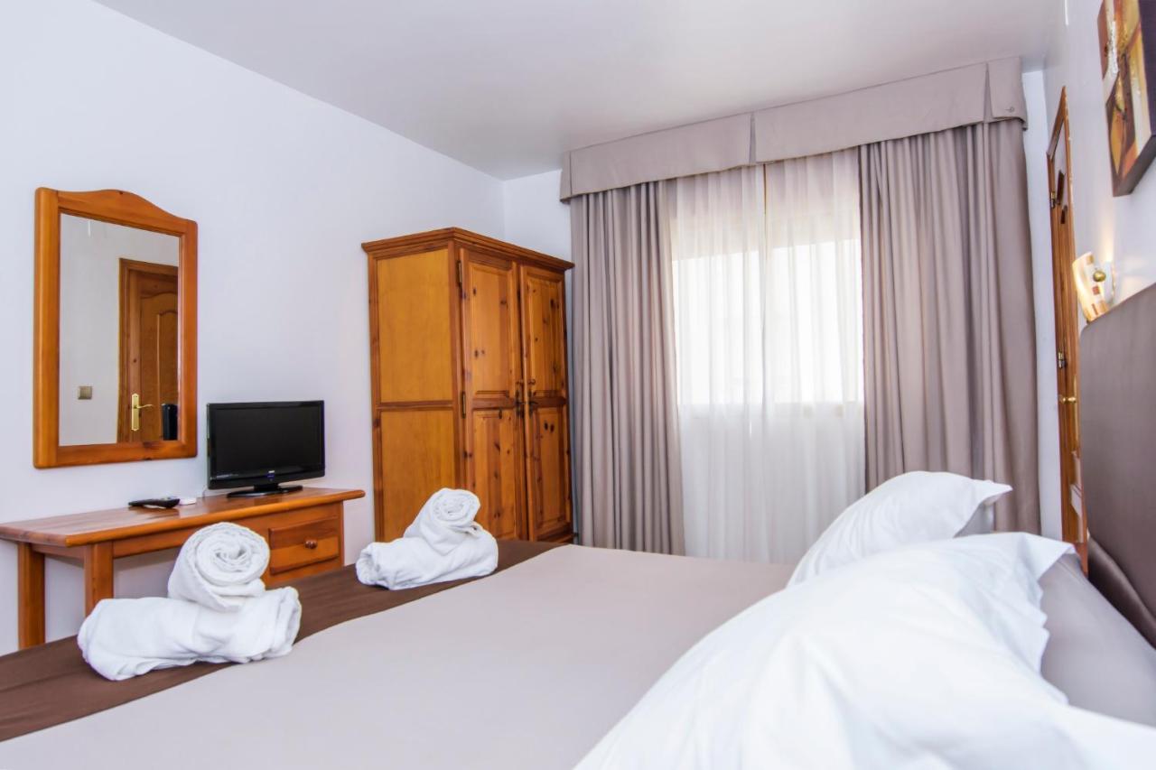 Double or Twin Room,1403018798:JPEG