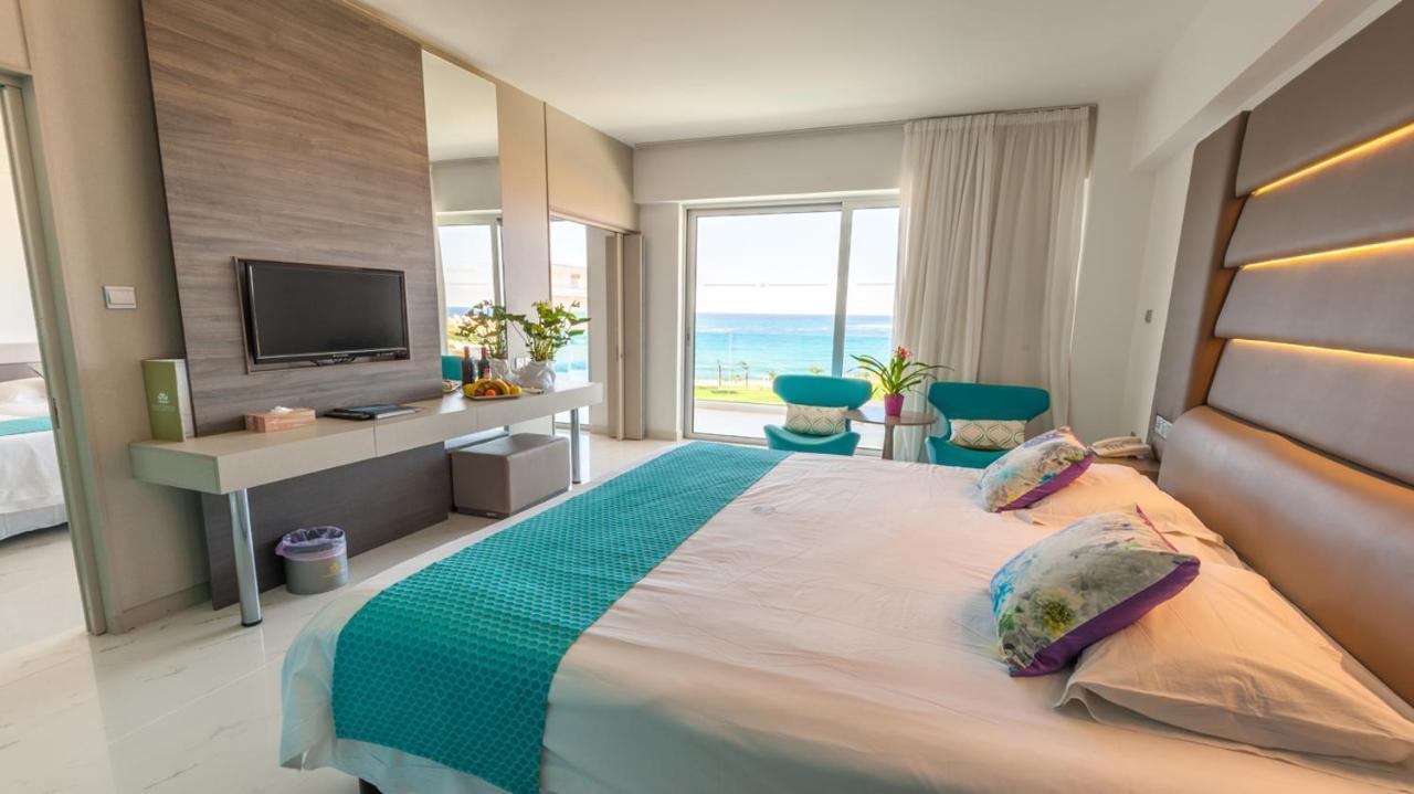 Familiesuite met Uitzicht op Zee