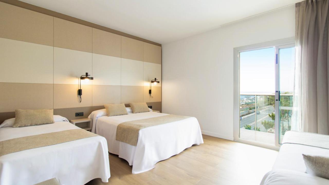 Quadruple Room with Sea or Pool View