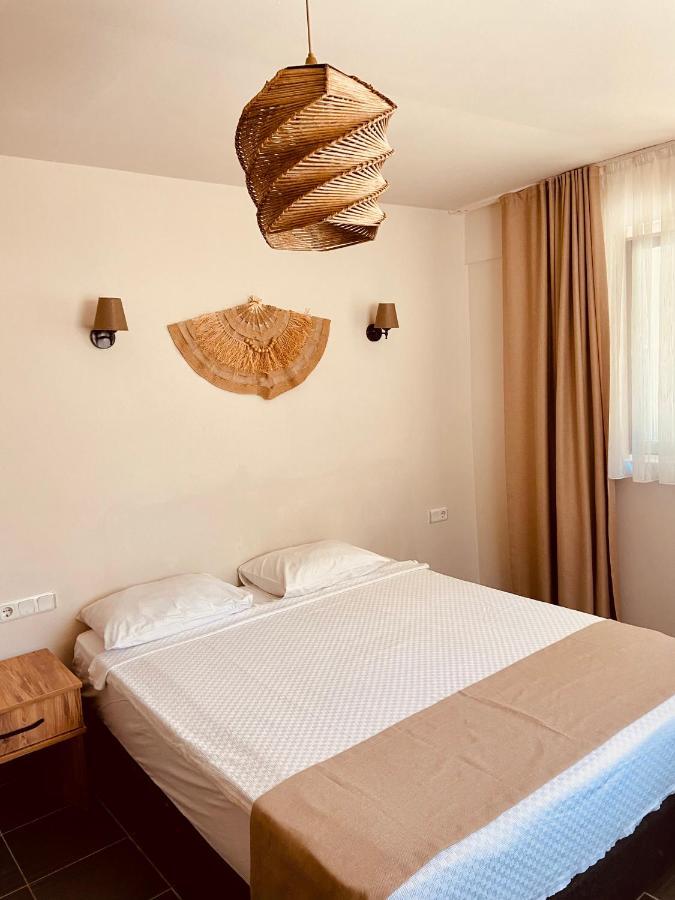 Basic Triple Room