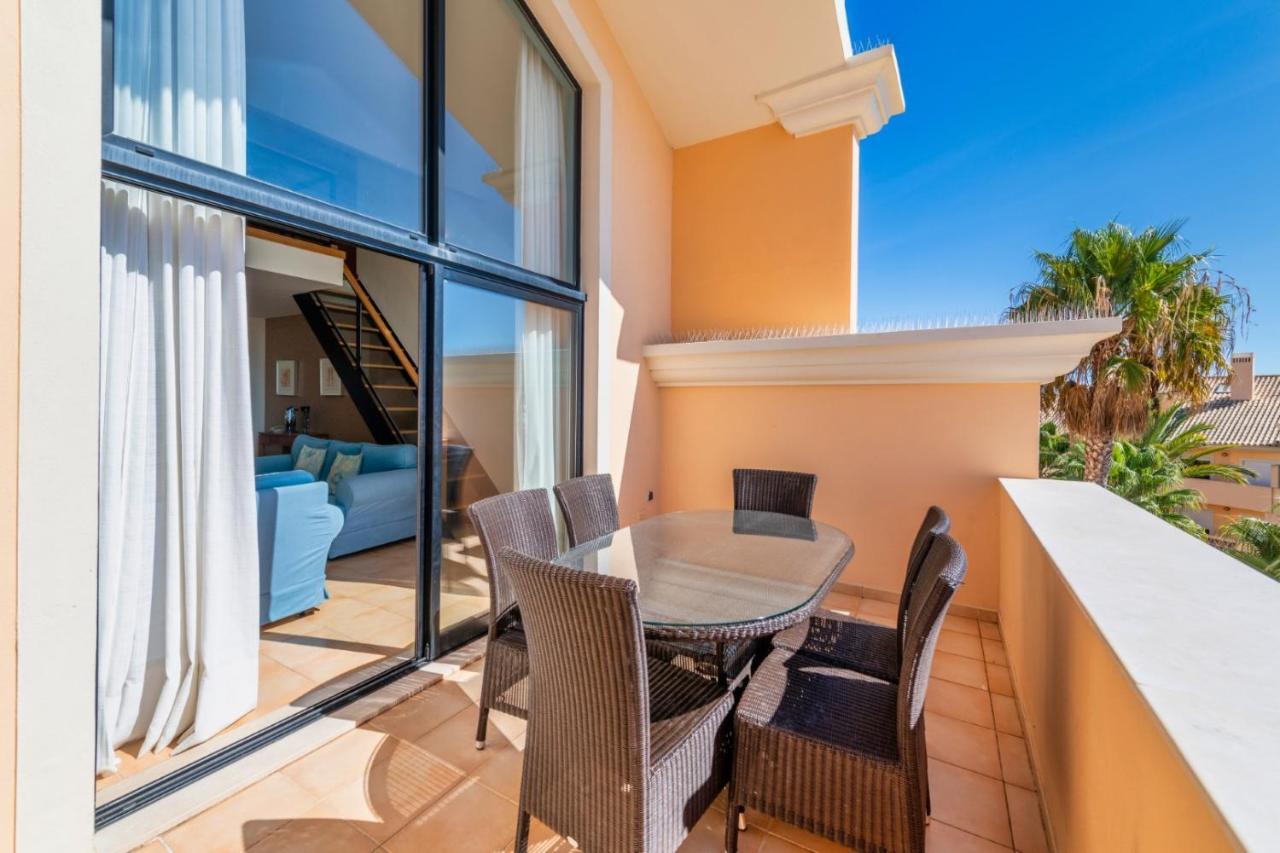 Appartement met 4 Slaapkamers met Uitzicht op Zee