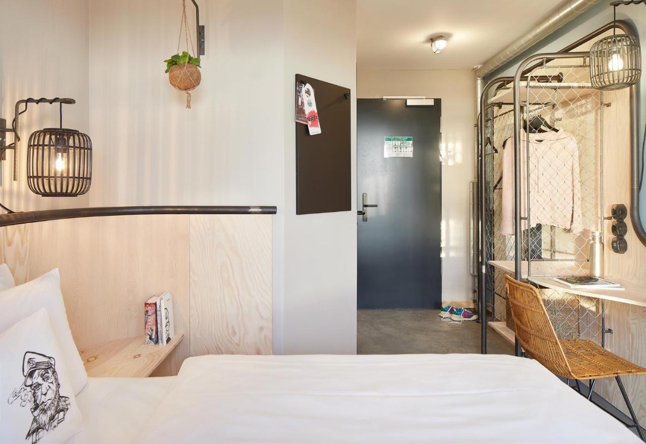 Doppelzimmer mit Balkon