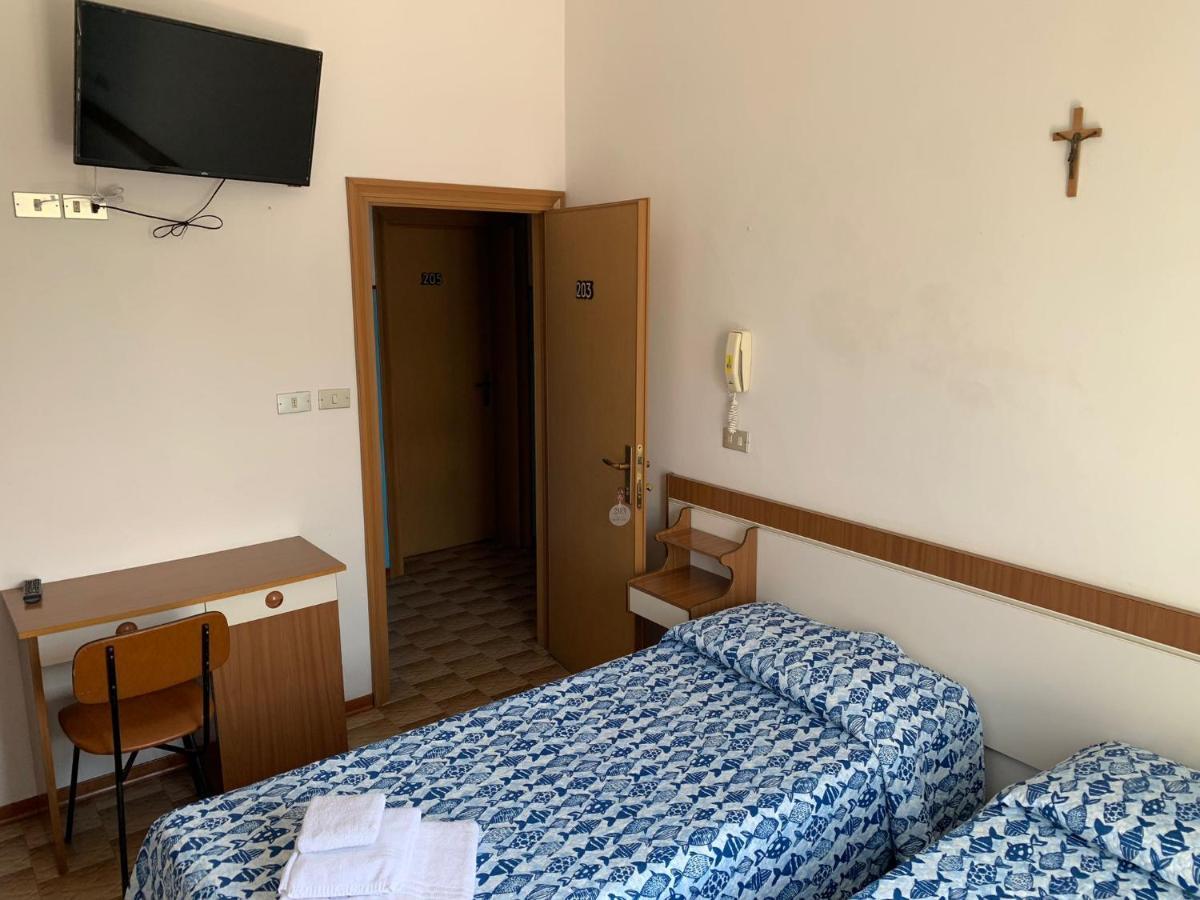 Economy Single Room,1774301547:JPEG