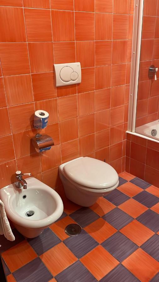 Tweepersoonskamer met 1 of 2 Bedden - Bijgebouw