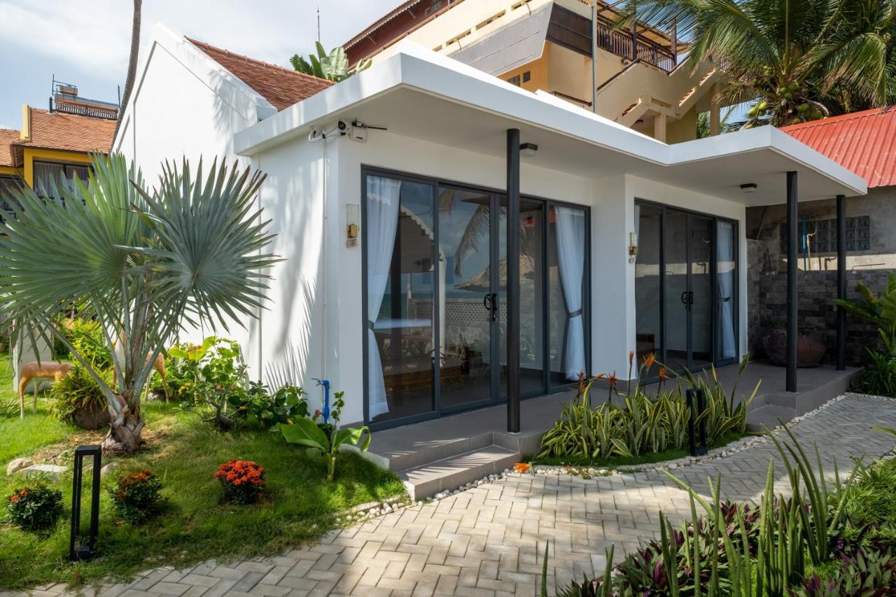 Deluxe Bungalow with Sea View