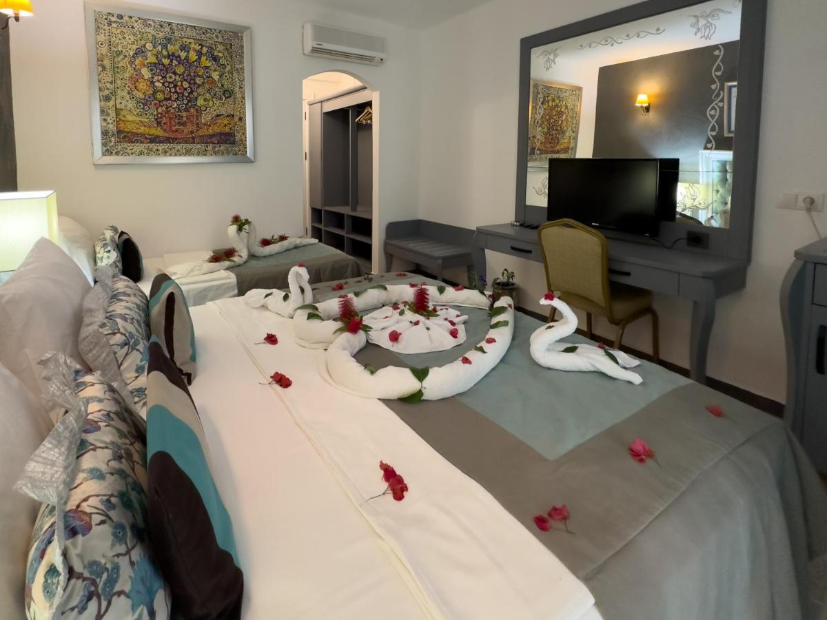 Triple Room Balcony