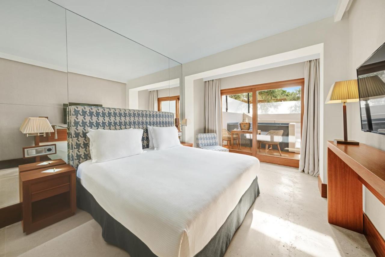Deluxe Double Room Pool