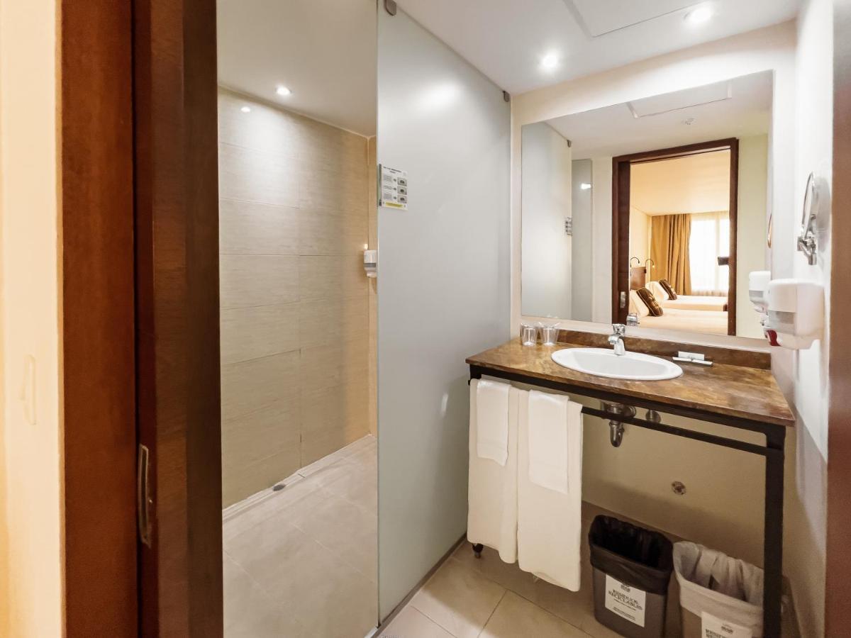 Premier Twin Room