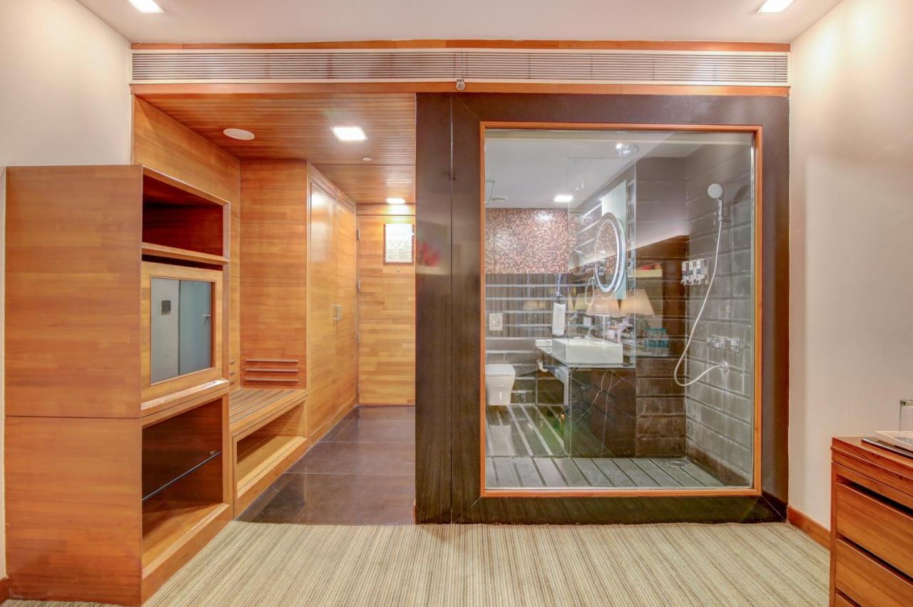 King Suite with Balcony