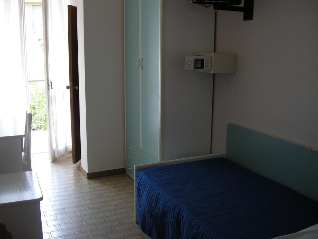 Standard Single Room,225676613:JPEG