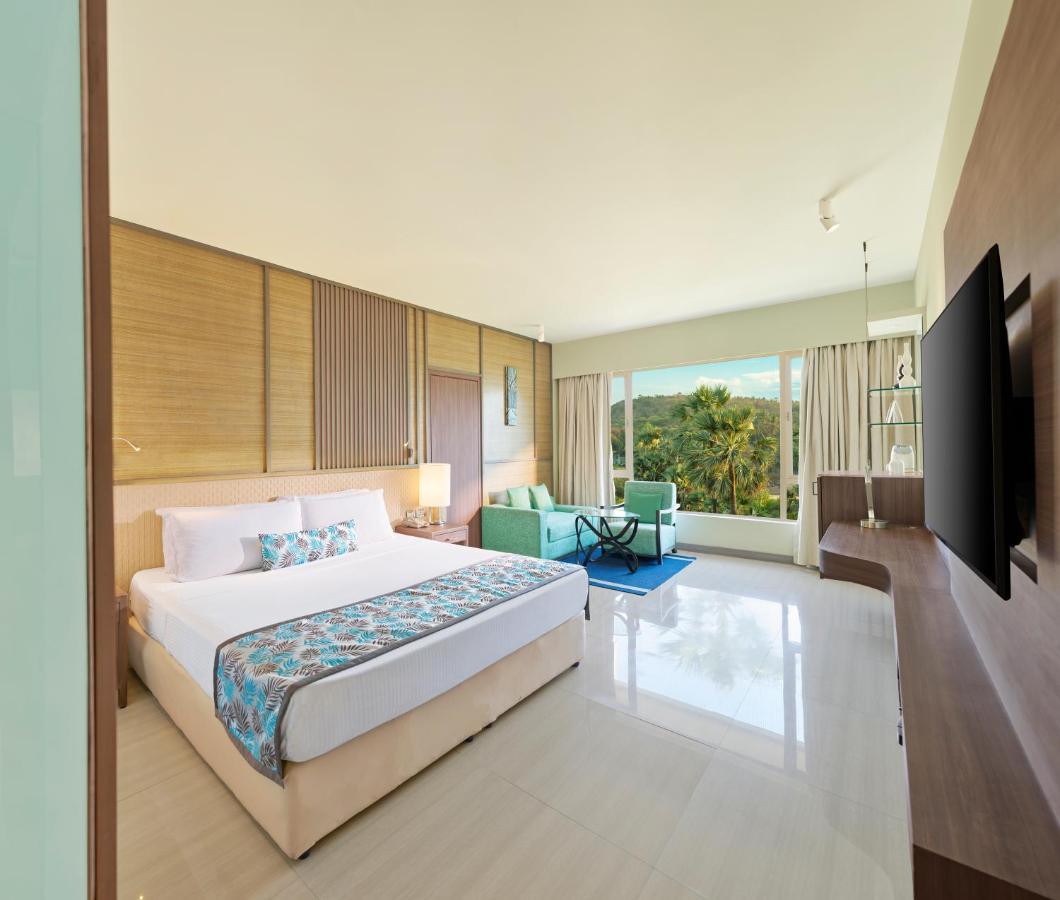 Deluxe Garden View with Complimentary Hi-Tea and 10% discount on Food & Beverages