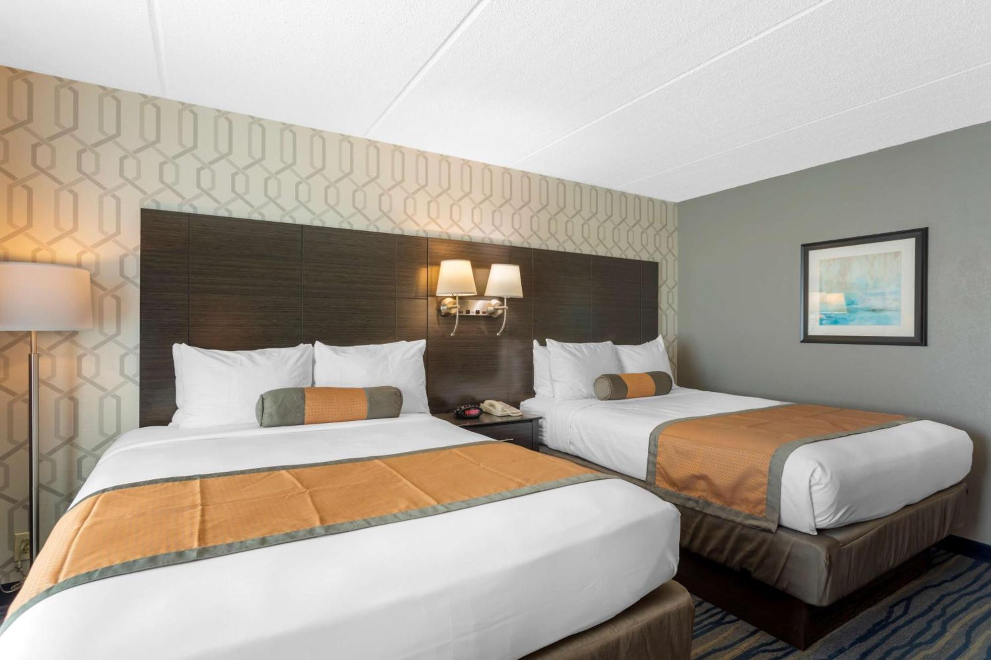 Queen Room with Two Queen Beds - Non-Smoking