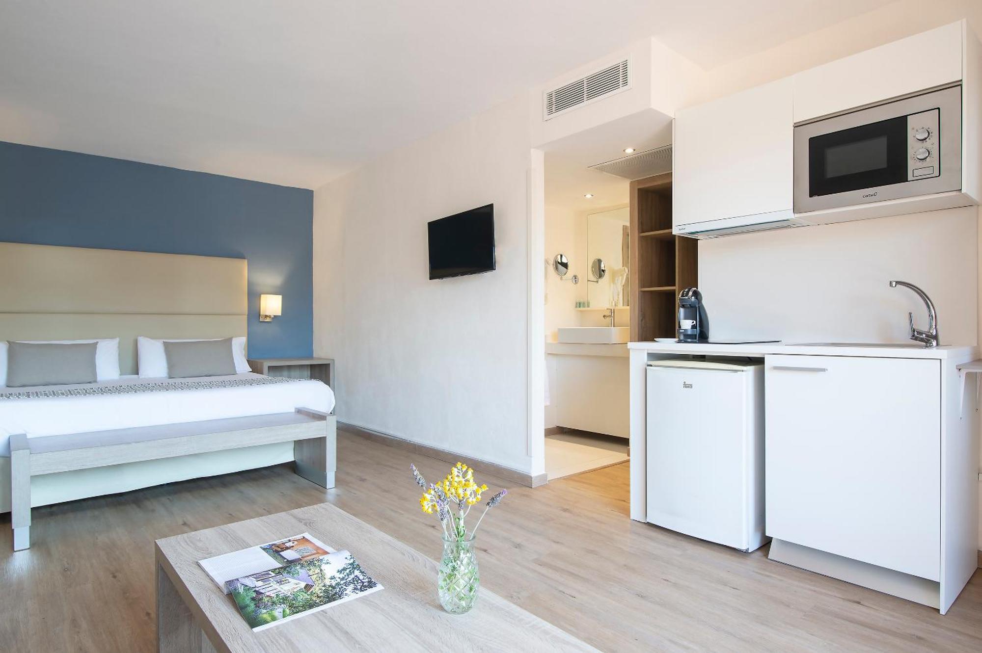 Superior Double Room with Sea View