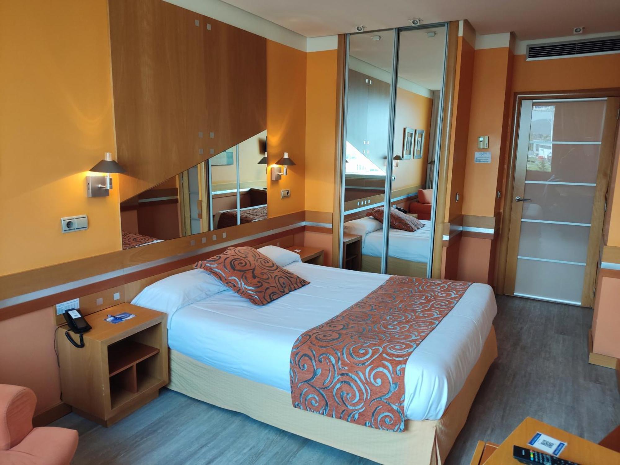 Double or Twin Room,1232142275:JPEG