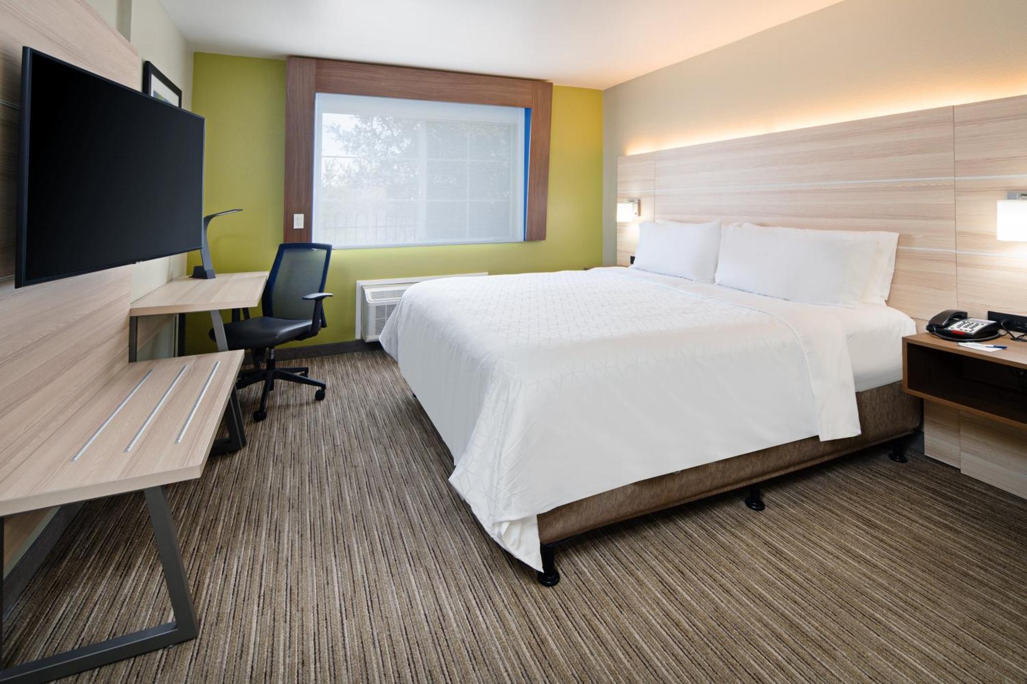 Standard King Room