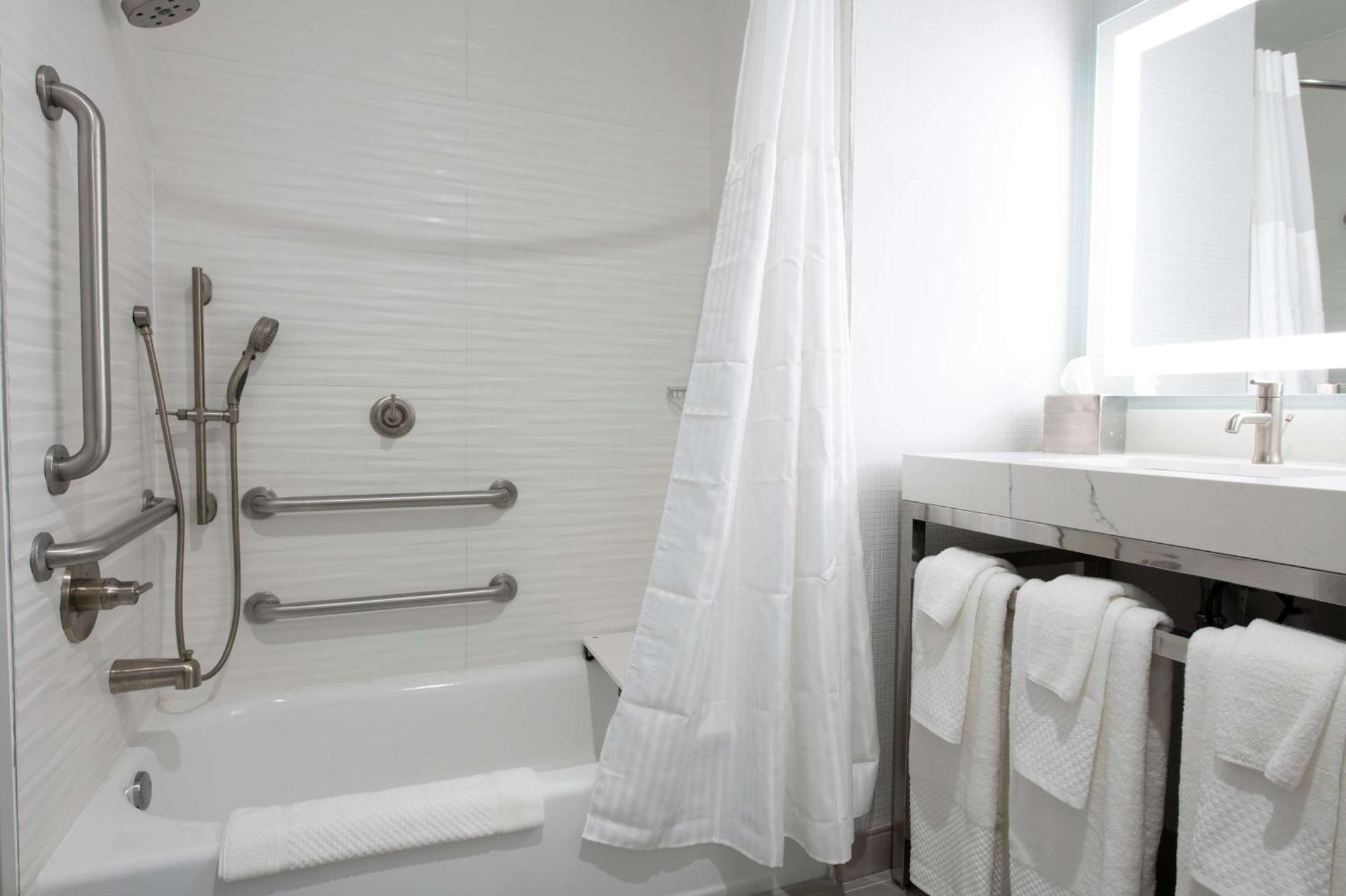 King Room with Sofa Bed and Roll-In Shower - Mobility/Hearing Accessible