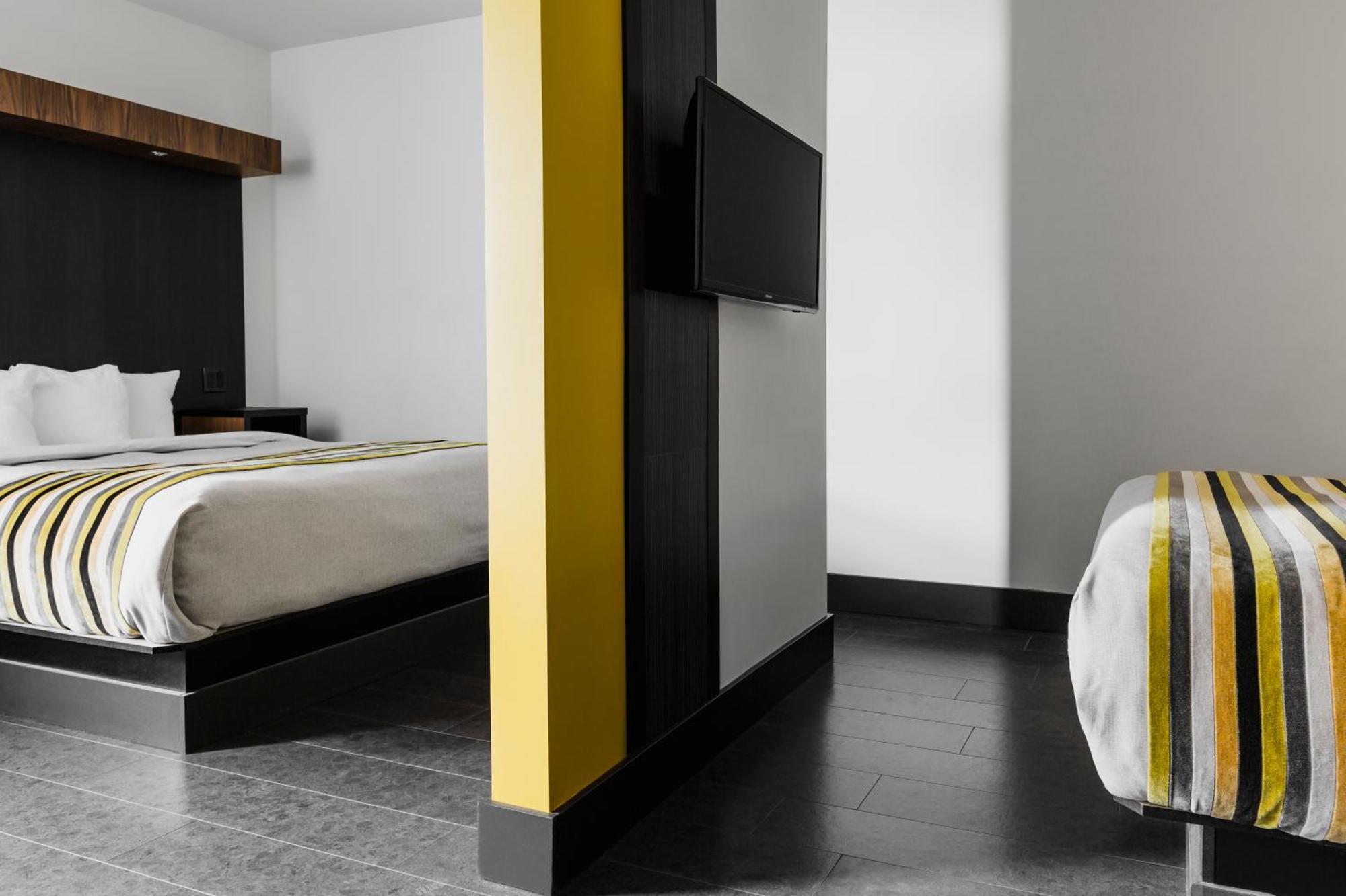 Superior Queen Room Two Queen Beds