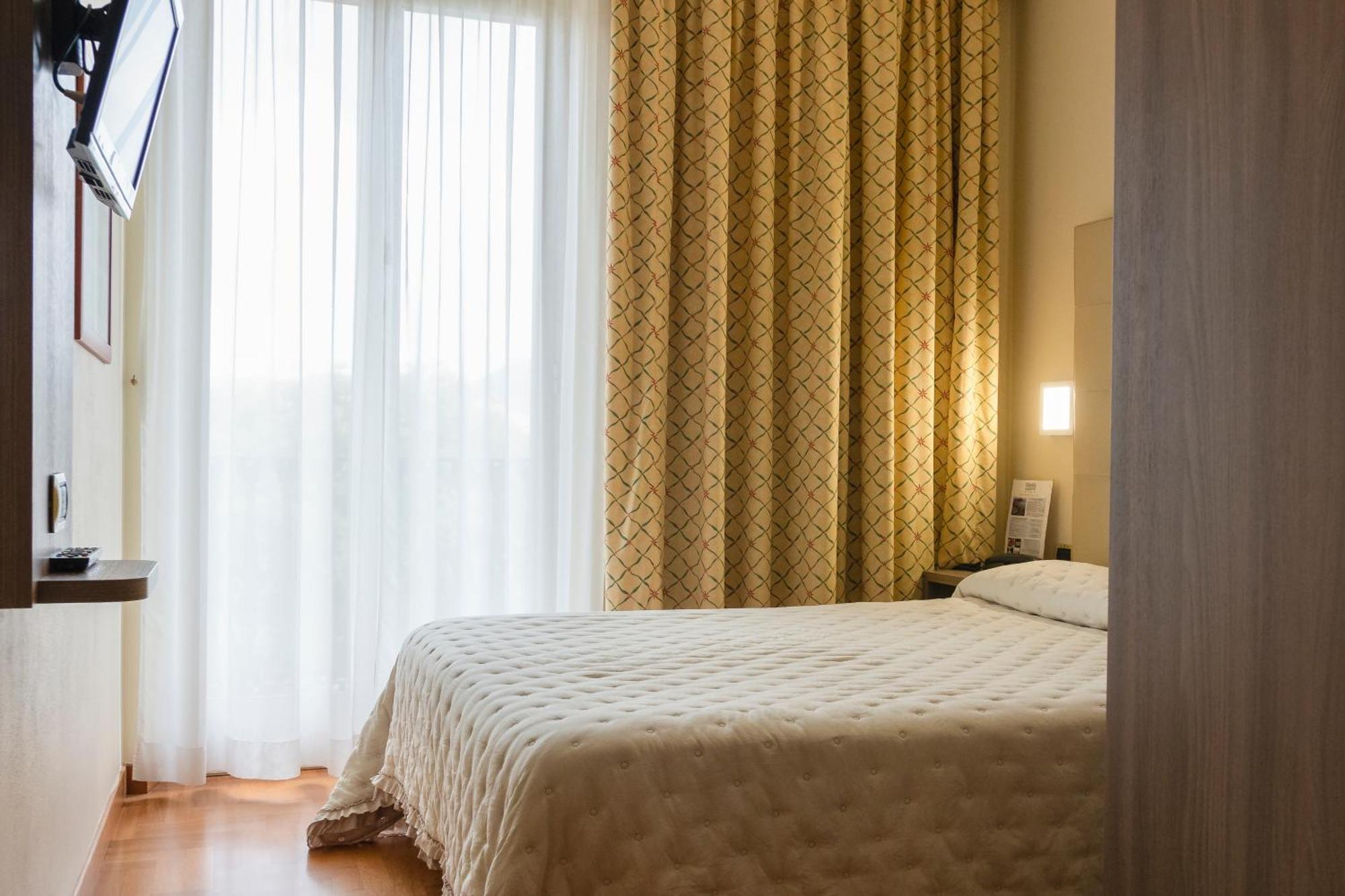 Habitación Individual con vistas al jardín