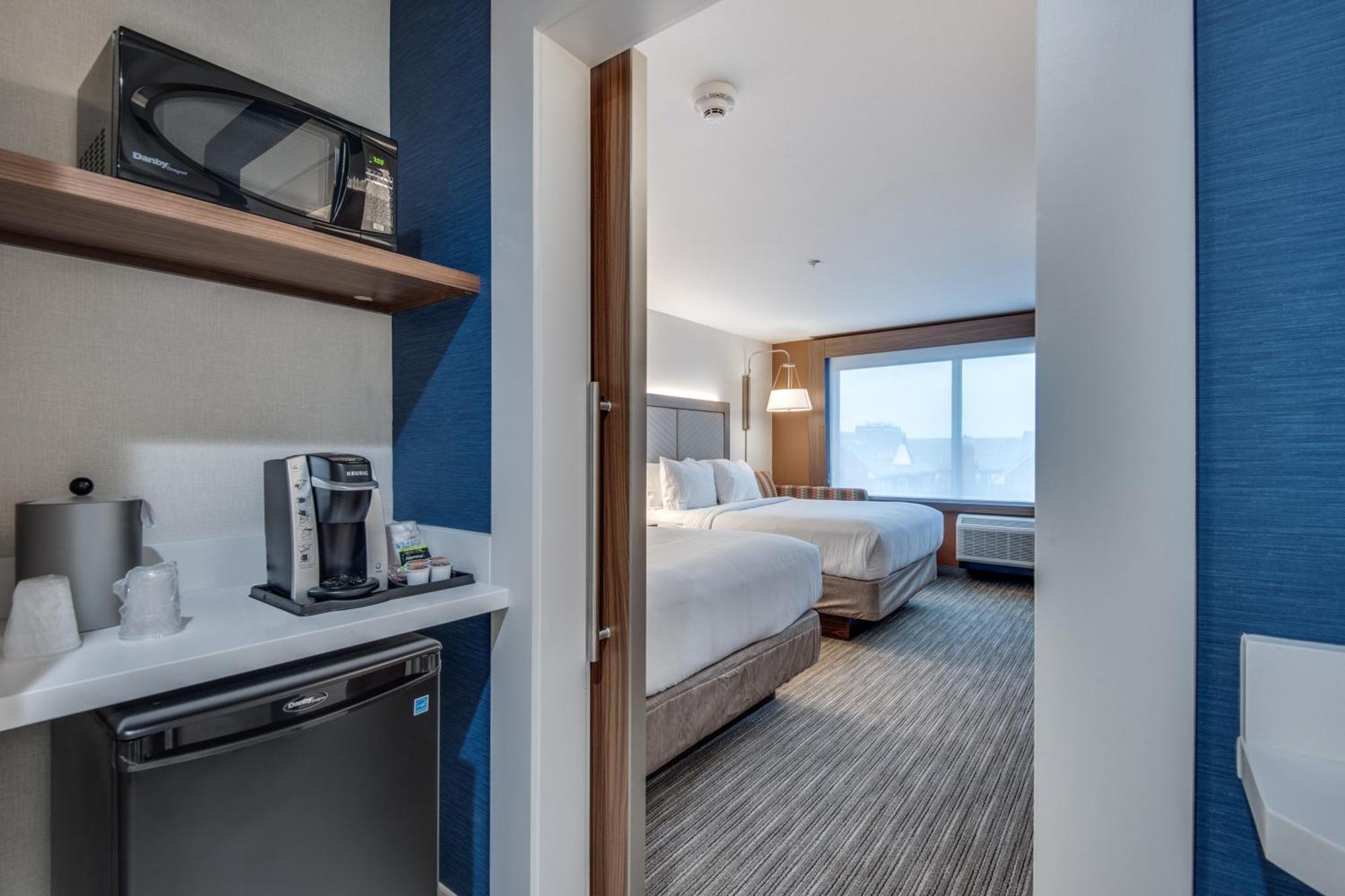 Standard Room Two Queen Beds