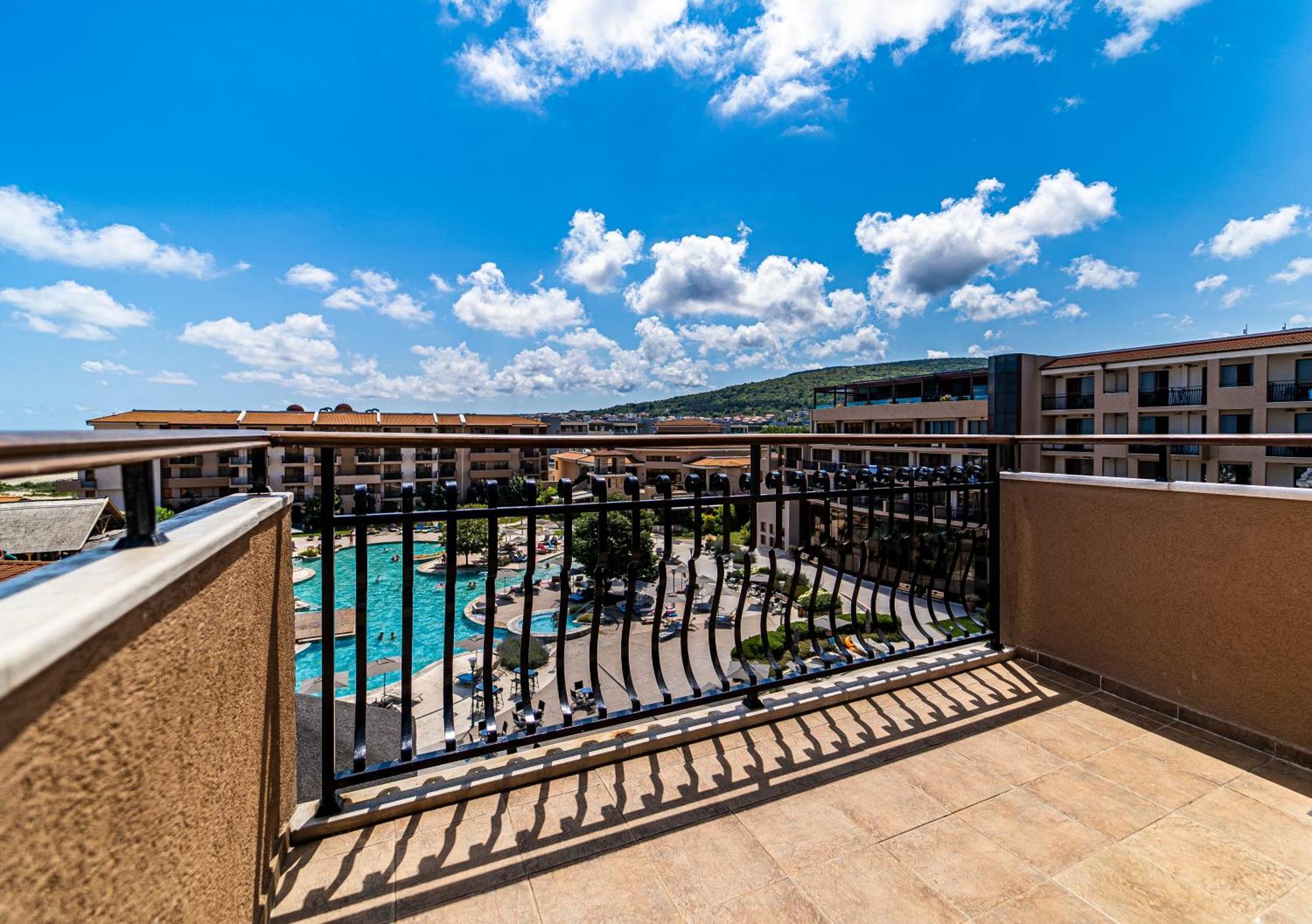 Superior Double Room & Beach Access