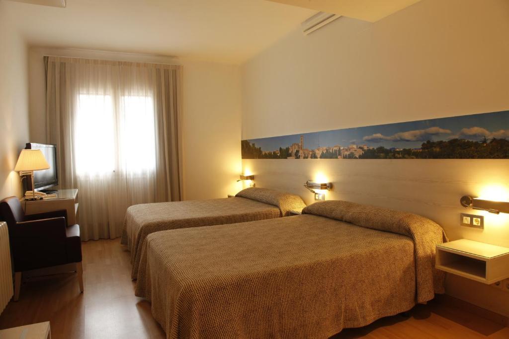 Quadruple Room,14517488:JPEG