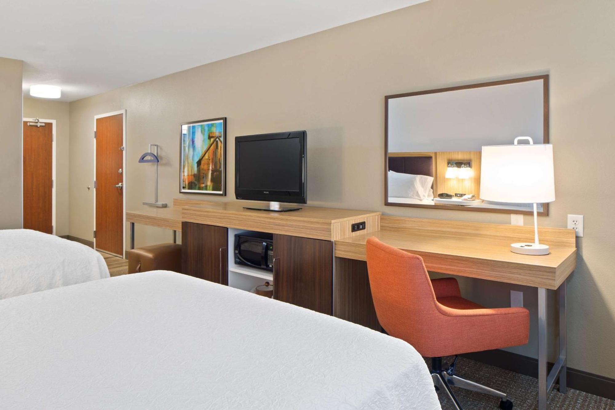 Room Two Queen Beds Non-Smoking