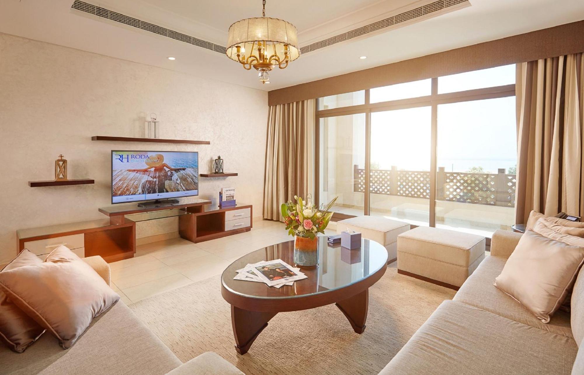 Seashell Paradise Five Bedroom Suite on F&B Heart of Kite Beach