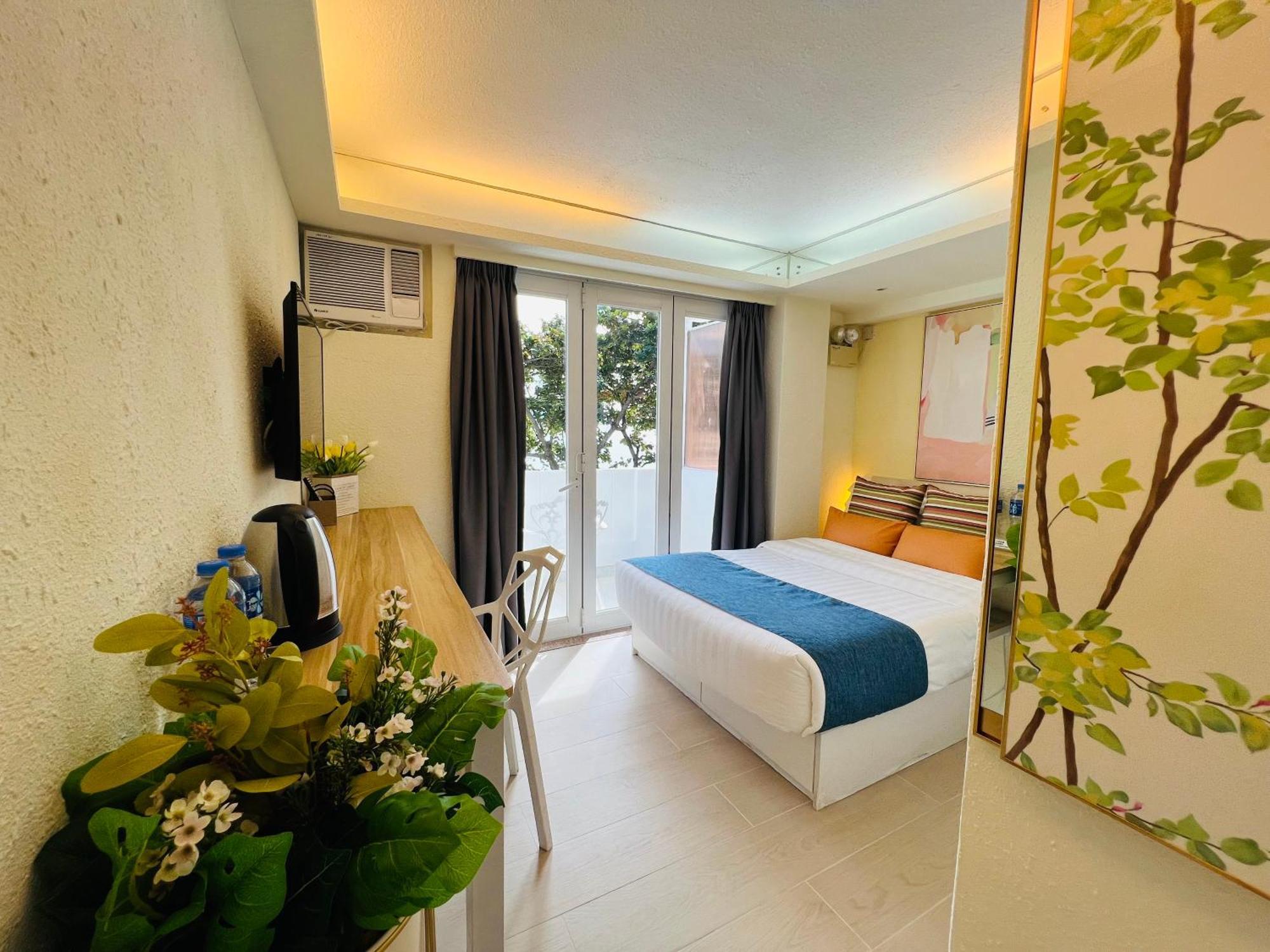 Superior Double Room No Pet Accommodation
