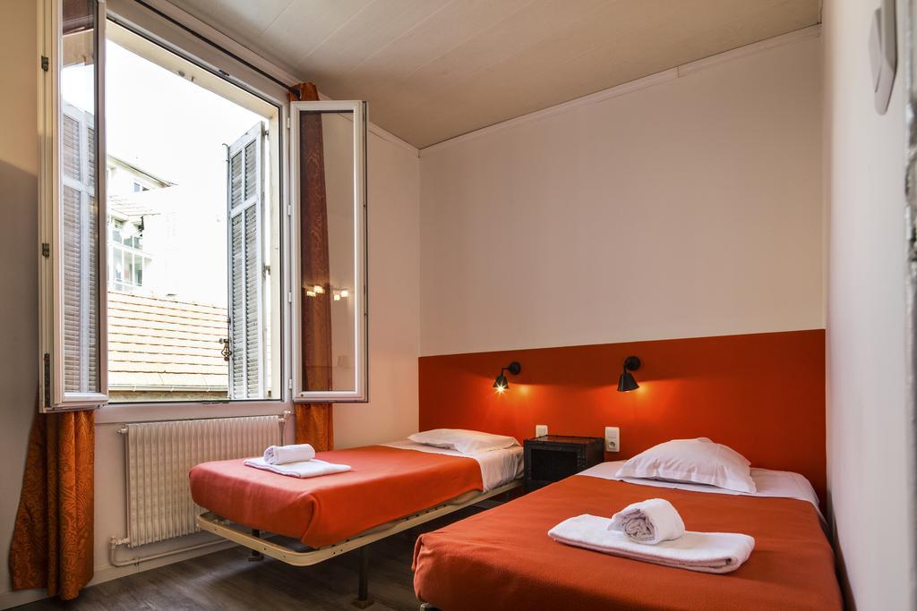 Zweibettzimmer