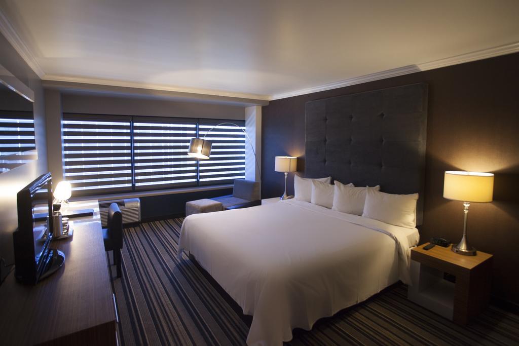 Habitación Doble con cama grande Premier - para no fumadores