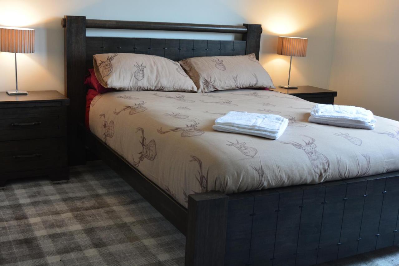 Double Room with Private External Bathroom