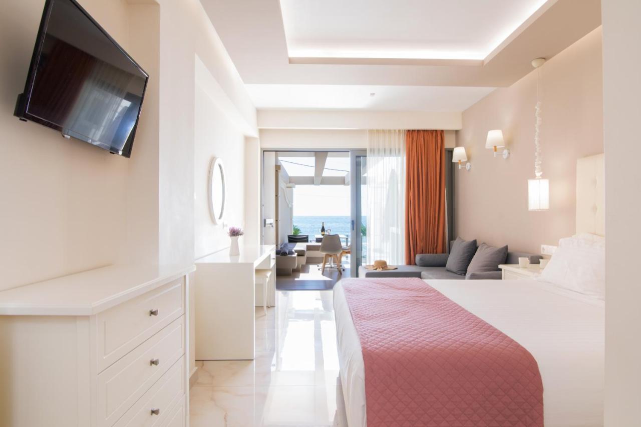 Junior Suite Private Pool