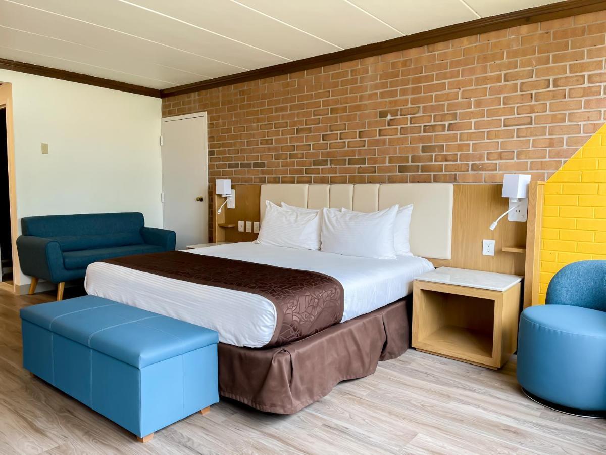 Deluxe Junior Suite