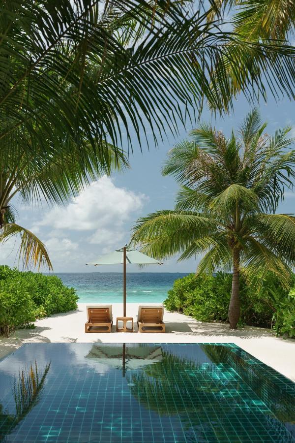 Deluxe Beach Bungalow with Pools