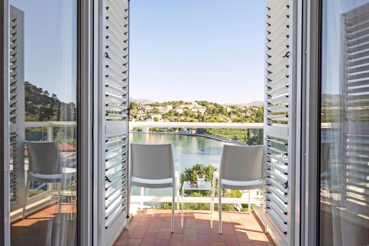 Double Room Balcony Sea View